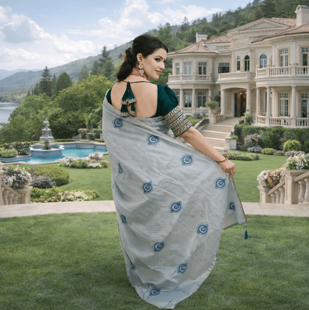 Embroidered Saree With Designer Blouse | Elegant Party & Wedding Wear Saree thumbnail 3