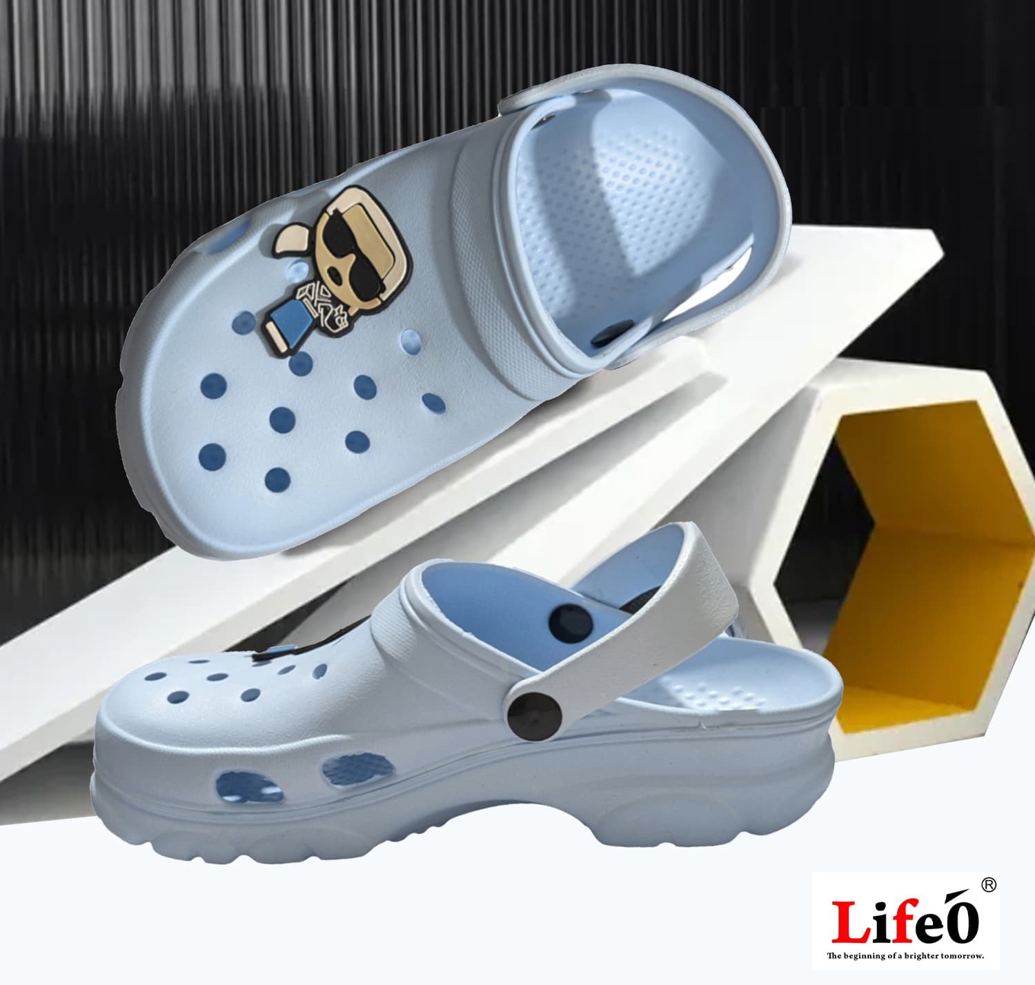 Men’s Ventilated Clog Sandals with Pivoting Heel Strap and Chunky Sole thumbnail 3