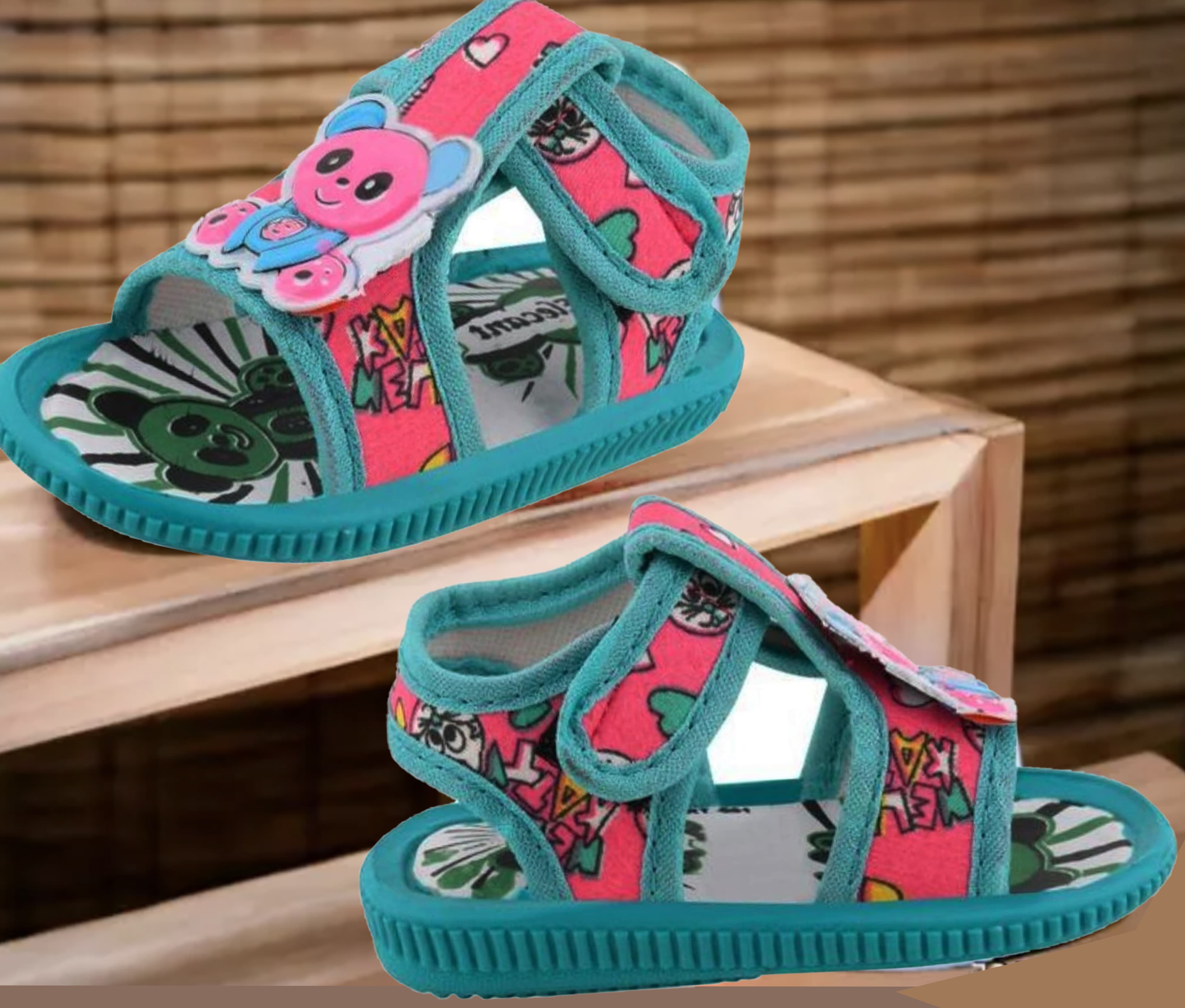 Toddler Open-Toe Cartoon Print Sandals with Hook-and-Loop Closure thumbnail 2