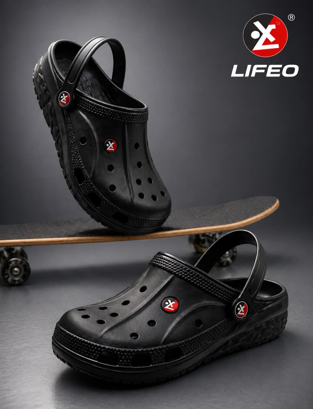 Men's Closed-Toe Moulded Clog Sandals with Adjustable Heel Strap thumbnail 4