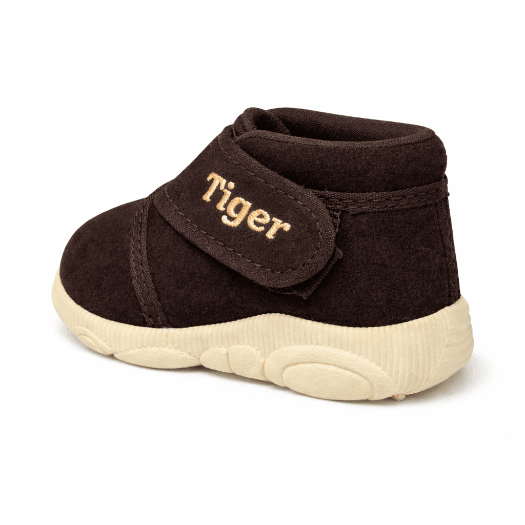 Toddler Bootie Shoes with Hook-and-Loop Strap and Textured Sole thumbnail 4