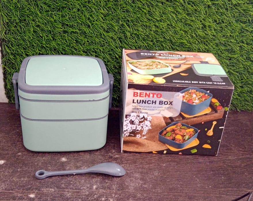 Green Double-Layer Portable Lunch Box Stackable With Carrying Handle And Spoon Lunch Box  thumbnail 12