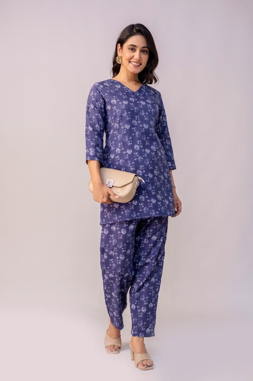 Floral Printed Co-Ord Set For Women - 3/4 Sleeve Tunic Top & Straight Pants Two Piece Outfit